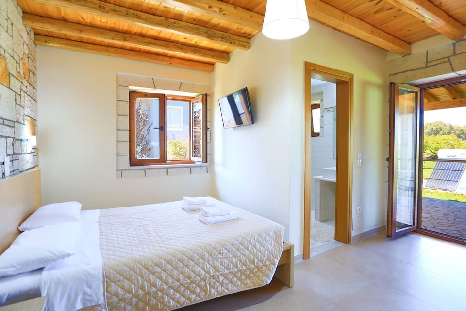 Delightful en%2Dsuite double bedroom