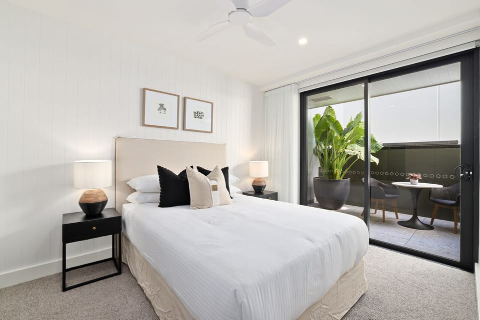 Queen bedroom - no. 2 with direct access to the main bathroom (ensuite)