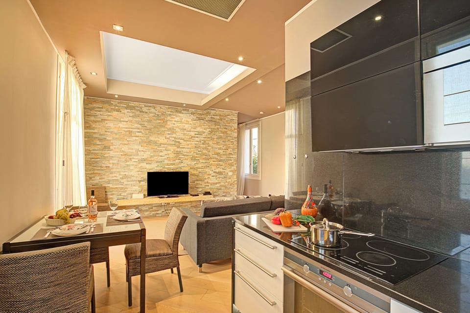 Kitchen and dining area