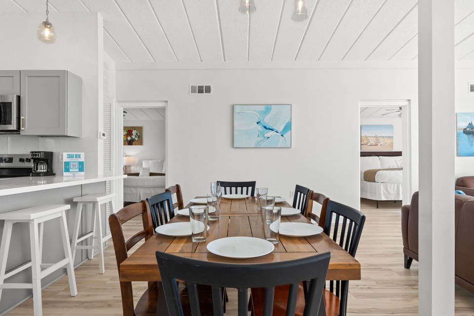 Dining Area - Seating for 8 with additional seating at the kitchen island.
