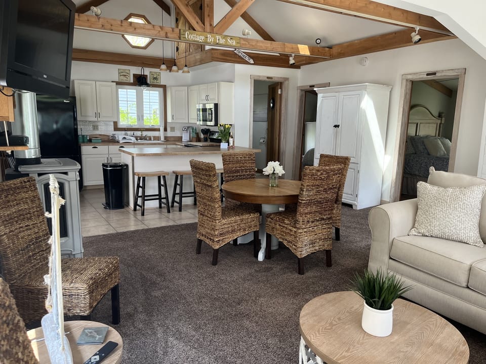 Beach Cottage Life!