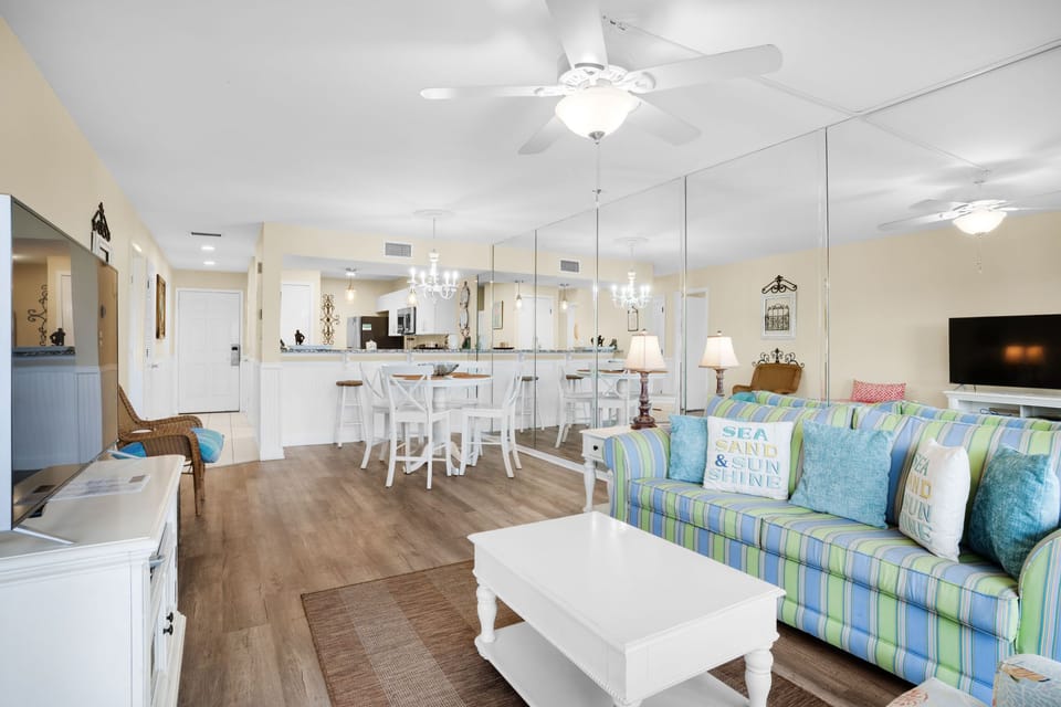 Living room to kitchen view