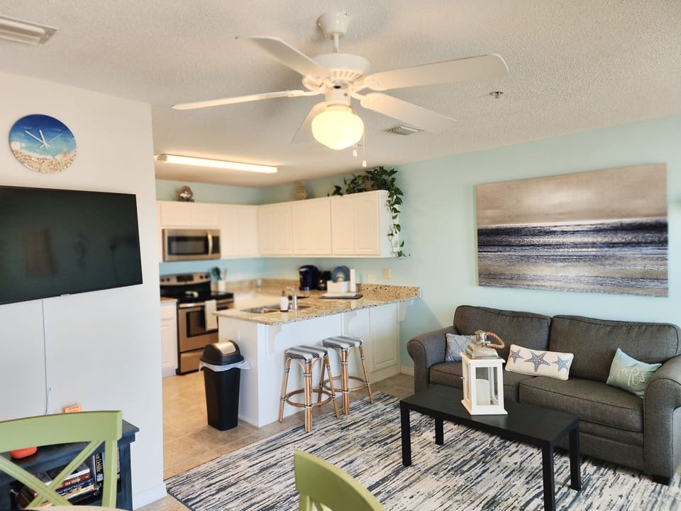 Fully equipped kitchen