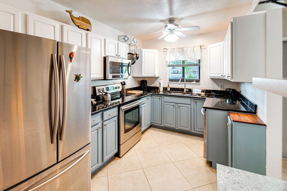 Kitchen | Cooking Basics | Blender | Knife Set | Dishwasher