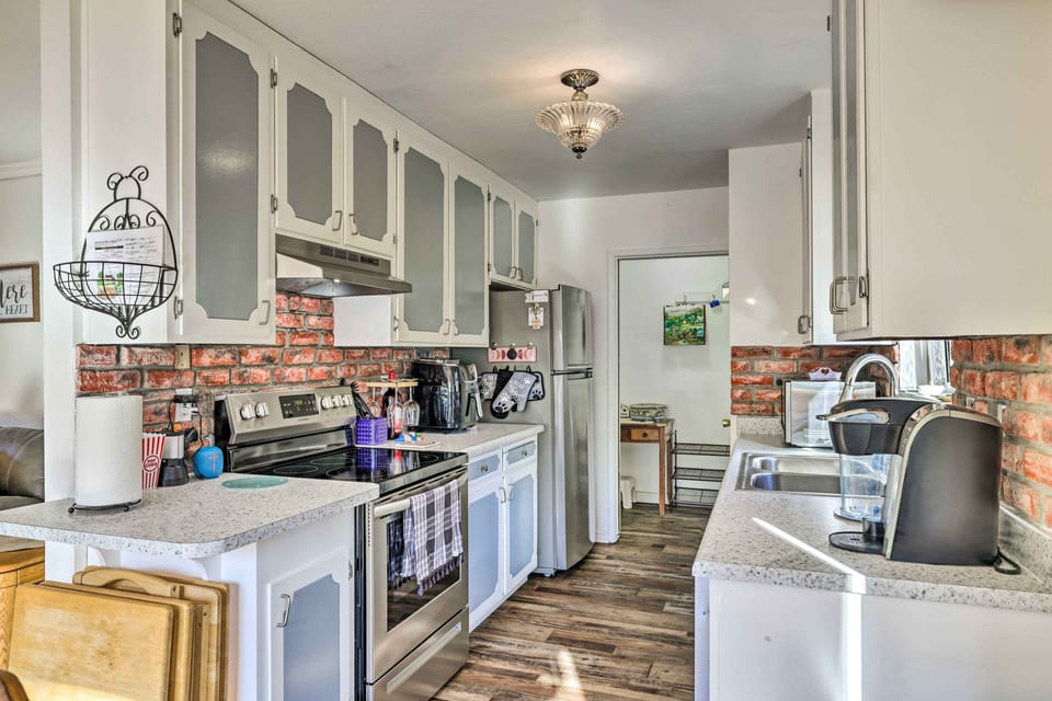 Kitchen | Free WiFi | Pet Friendly w/ Fee | Game Room