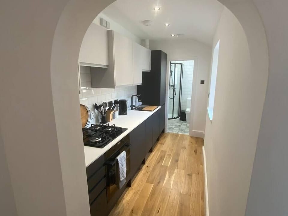 Kitchen (1)