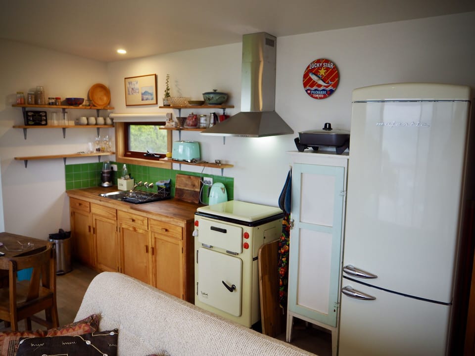 Kitchen Lounge