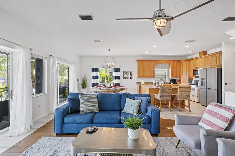 Main floor living area
