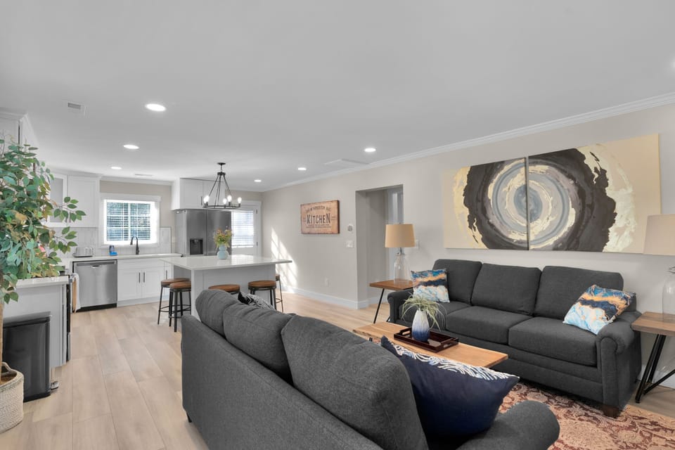 Living Room - Unit#1