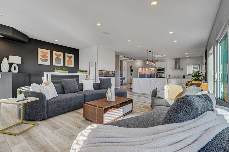 Open concept great for entertaining!