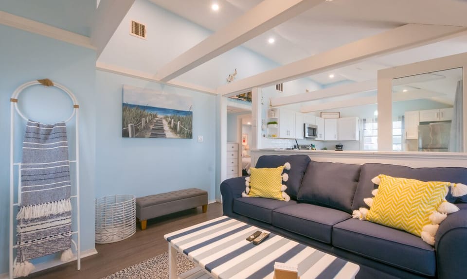 Living room with open concept to the kitchen.