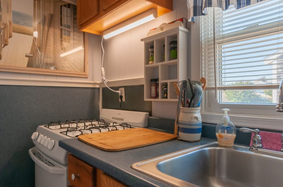 Kitchen area.
