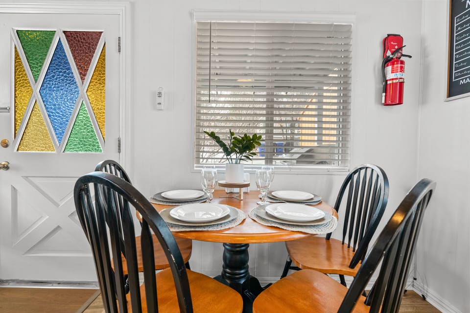 Dining table 