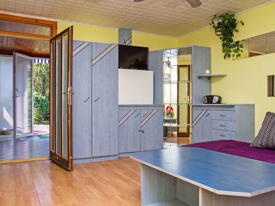 Cabinetry, Furniture, Table, Wood, Drawer, Interior Design, Countertop, Floor, Chest Of Drawers