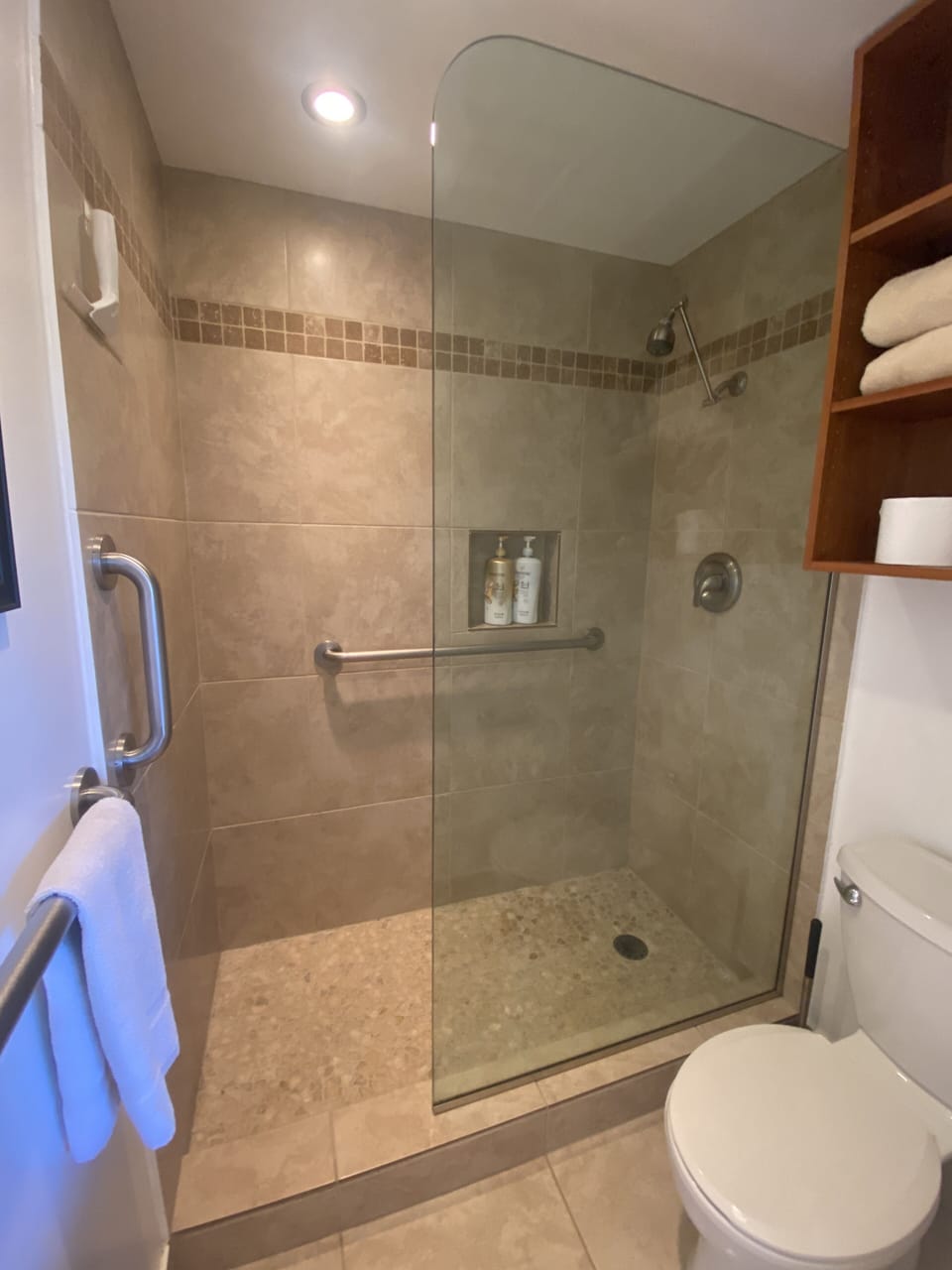 Ensuite bathroom with shower stall
