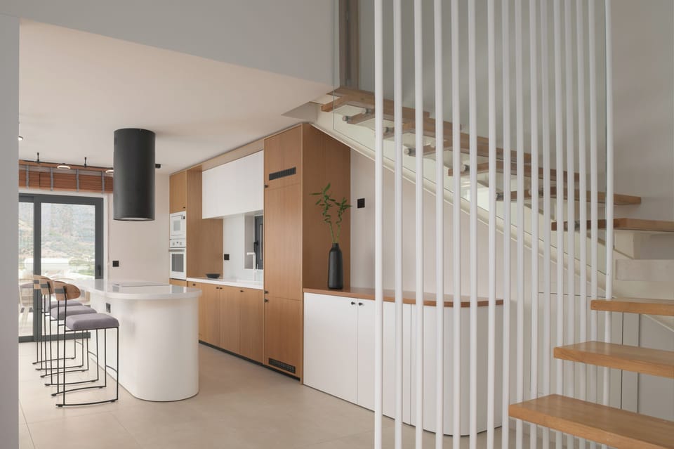 Exciting kitchen details.