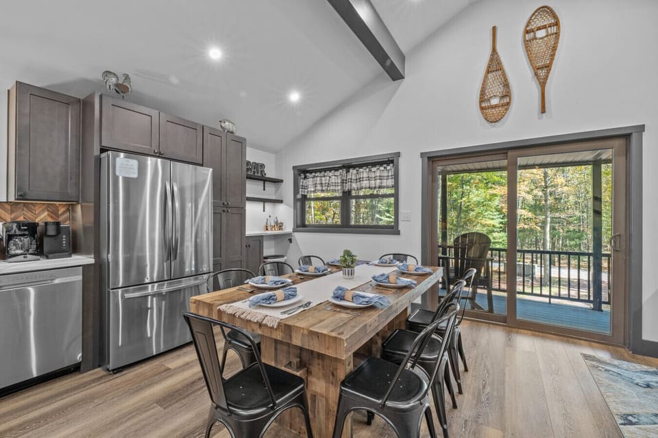 Plenty of Kitchen Storage