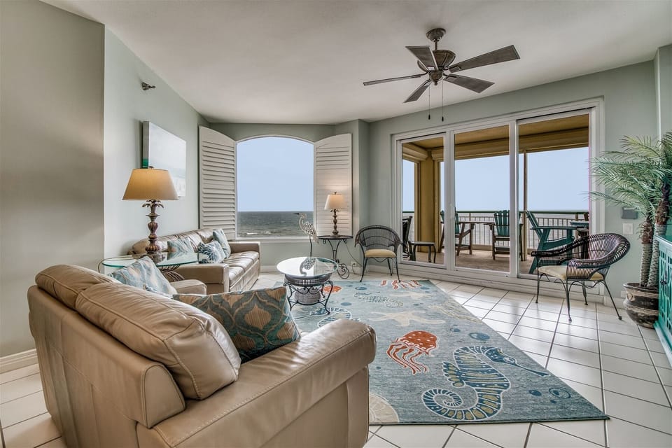 Beach Colony Tower 10B Living Room