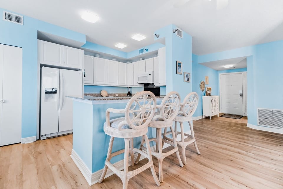 Beach Colony Tower 3D Kitchen Bar Seating For Three