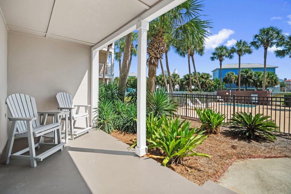 Grand Caribbean Unit 107E - Patio