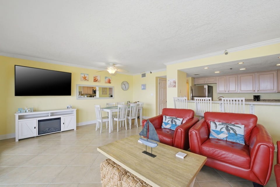 Ocean Breeze E601- Step into your bright, open living space where coastal charm meets comfort. Relax on plush seating, gather around the dining table, and enjoy modern conveniences in this inviting retreat.