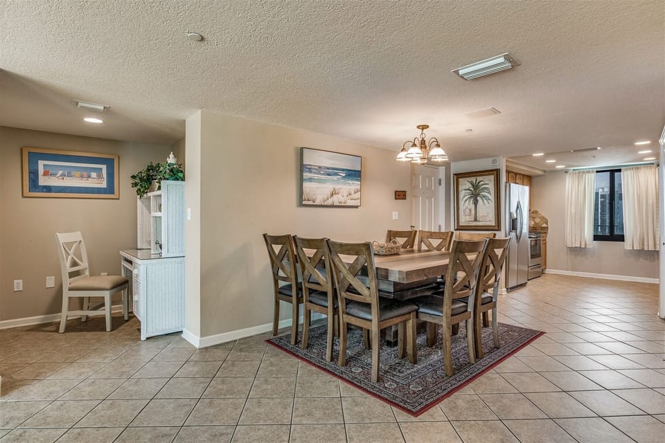 Perdido Towers 507 Dining Room