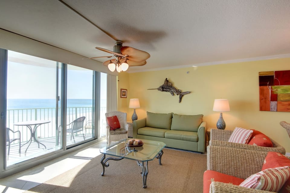 Perdido Towers 603 Living Room and Beach View Balcony