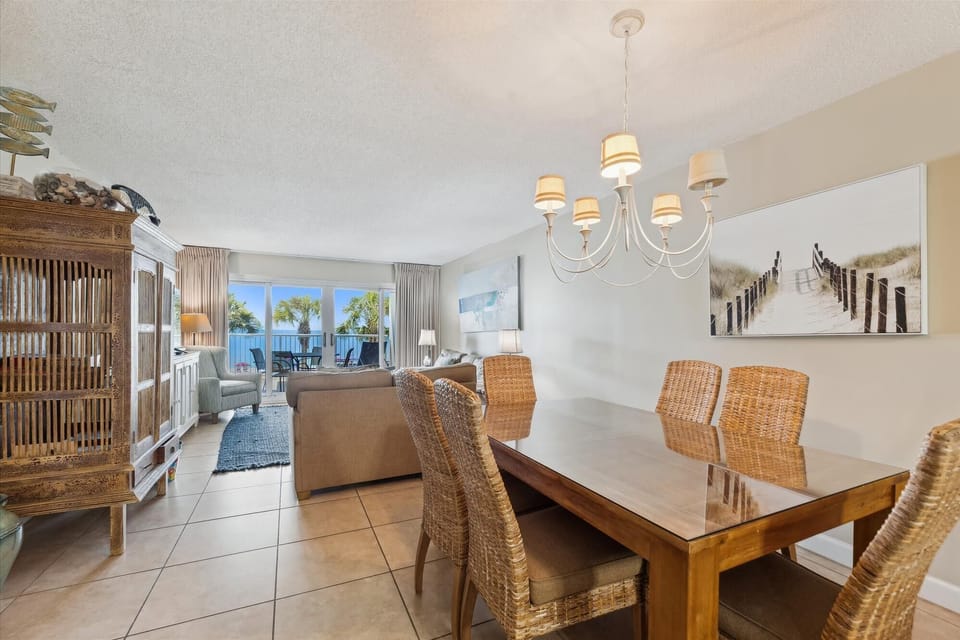 floor plan-dining area-124037036