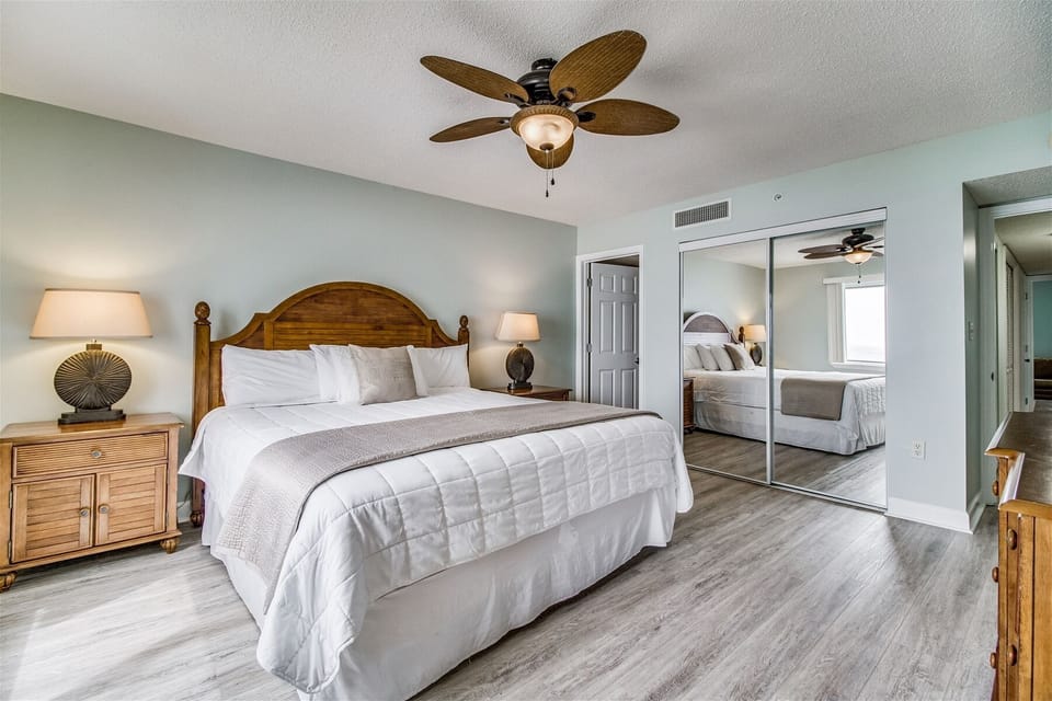 Sandy Key 326  Guest Bedroom #1 King bed
