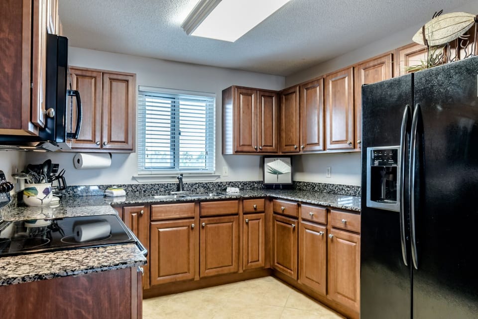 Sandy Key 336 Kitchen
