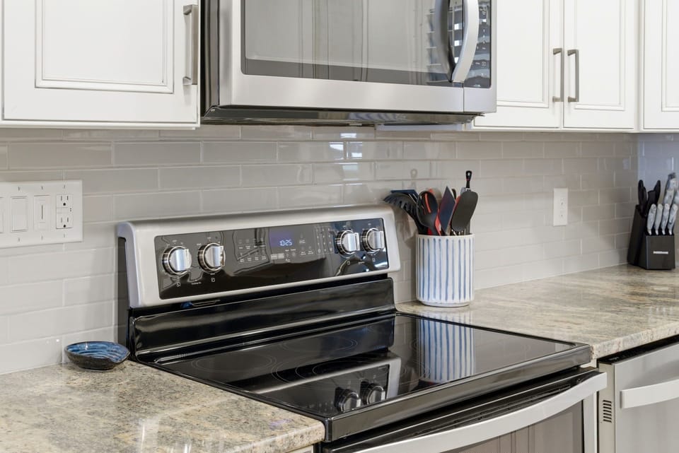 Sandy Key 718- Kitchen