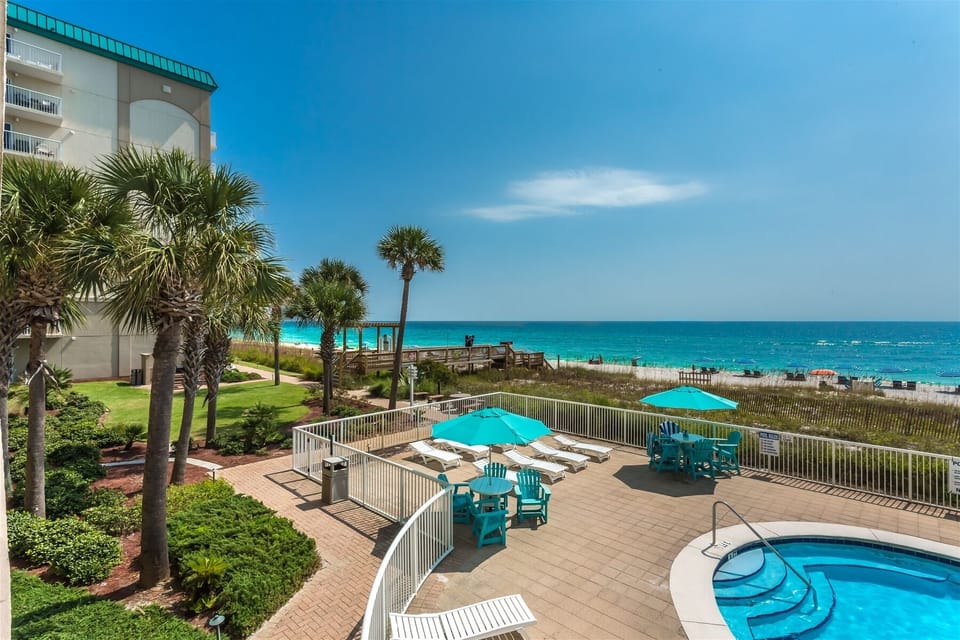 Sandy Key Resort Aerial of Pool And Deck