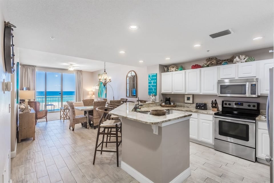 Spanish Key 207 Open Kitchen and Dining Room