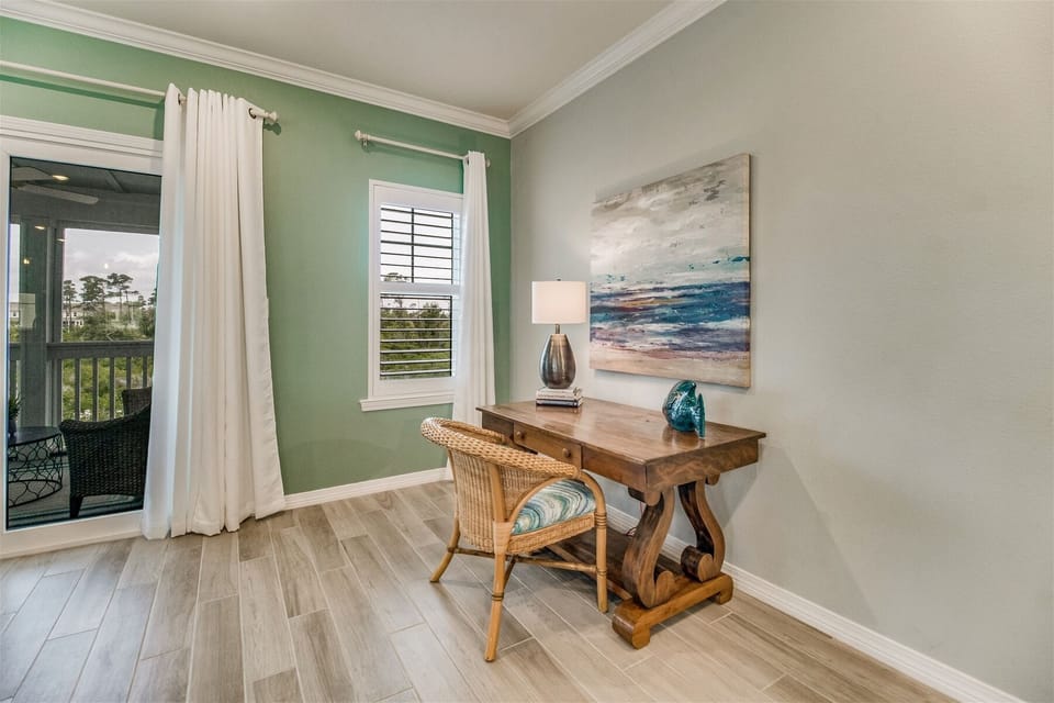 Lost Key Sugar Dune Retreat Desk and Chair