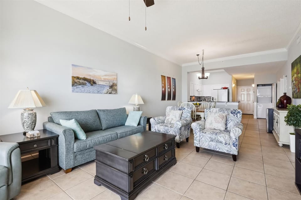 Windemere 1502 Living Room