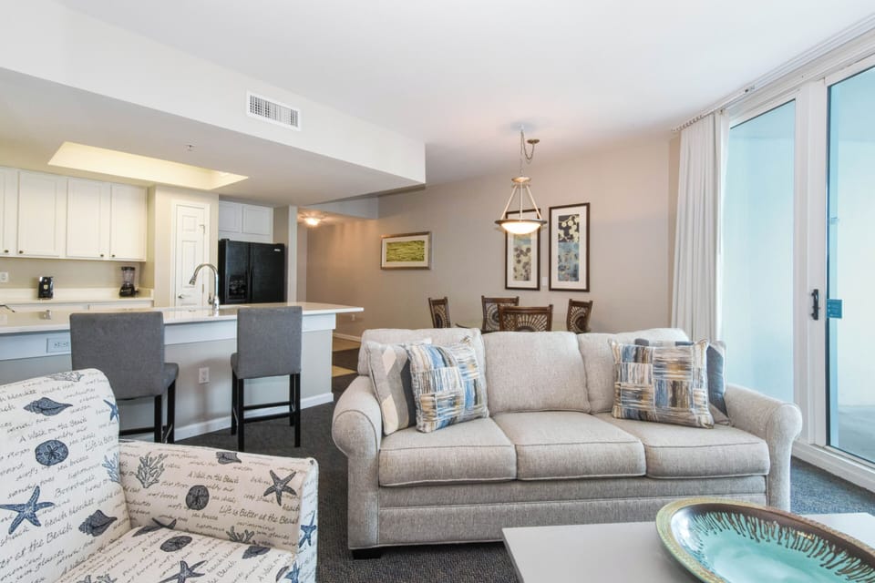 The Palms of Destin 1601 - Living Area