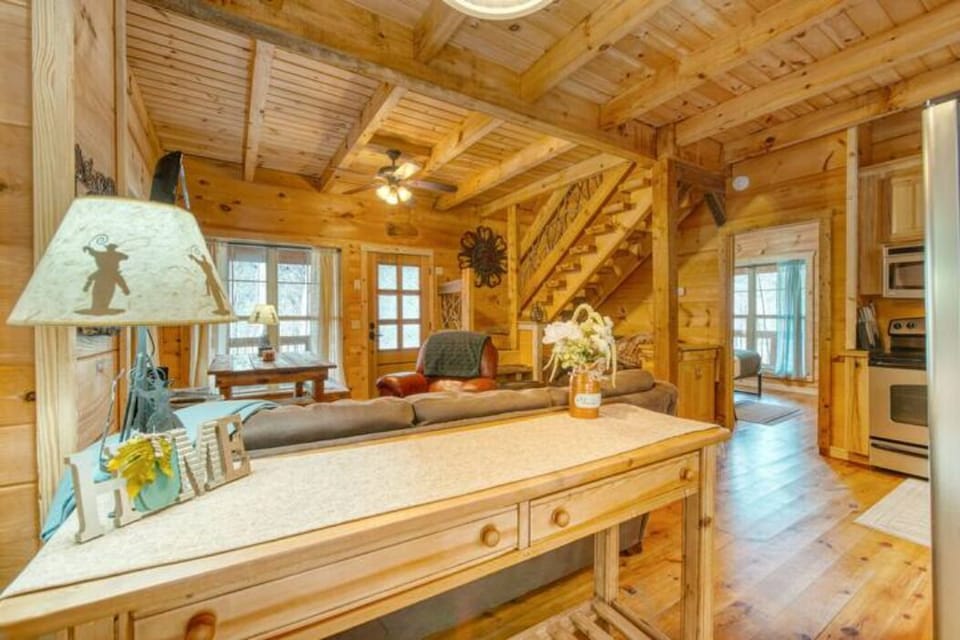 place was clean, tastefully decorated and nestled in a peaceful location. -Irena