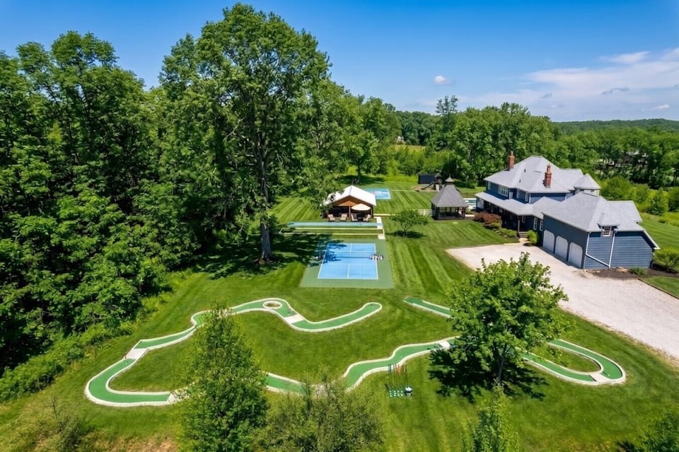 [Amenities] Putt putt coarse