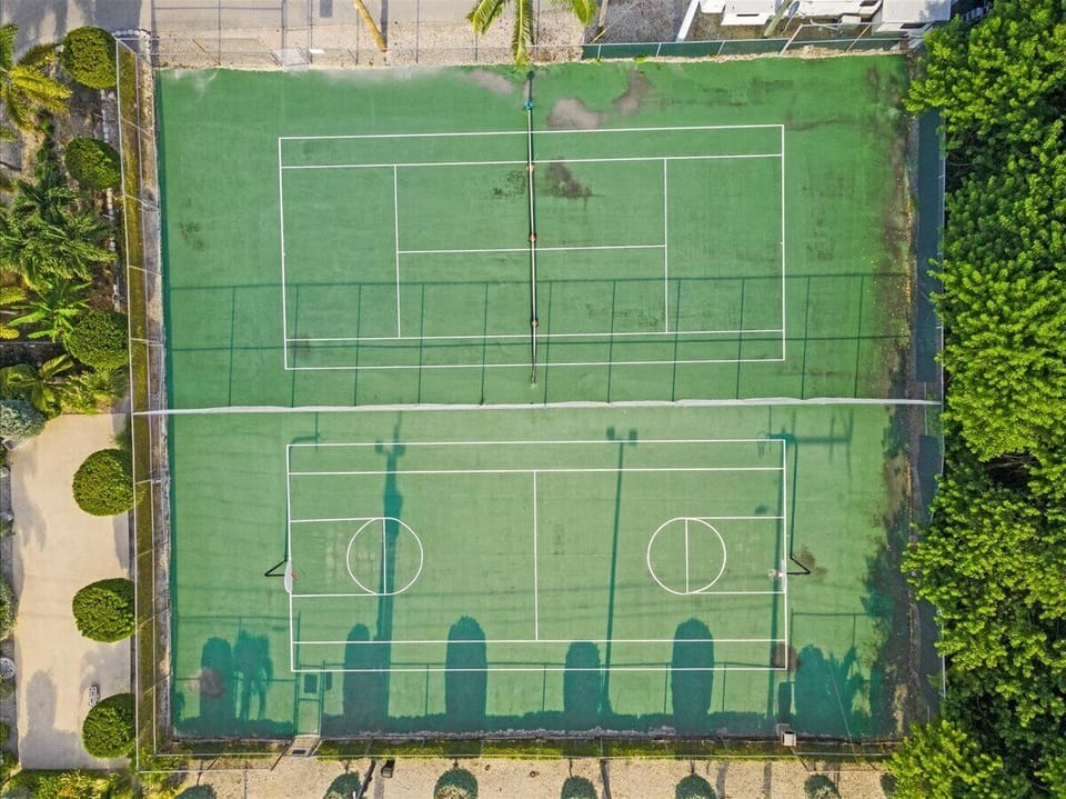 Sport court
