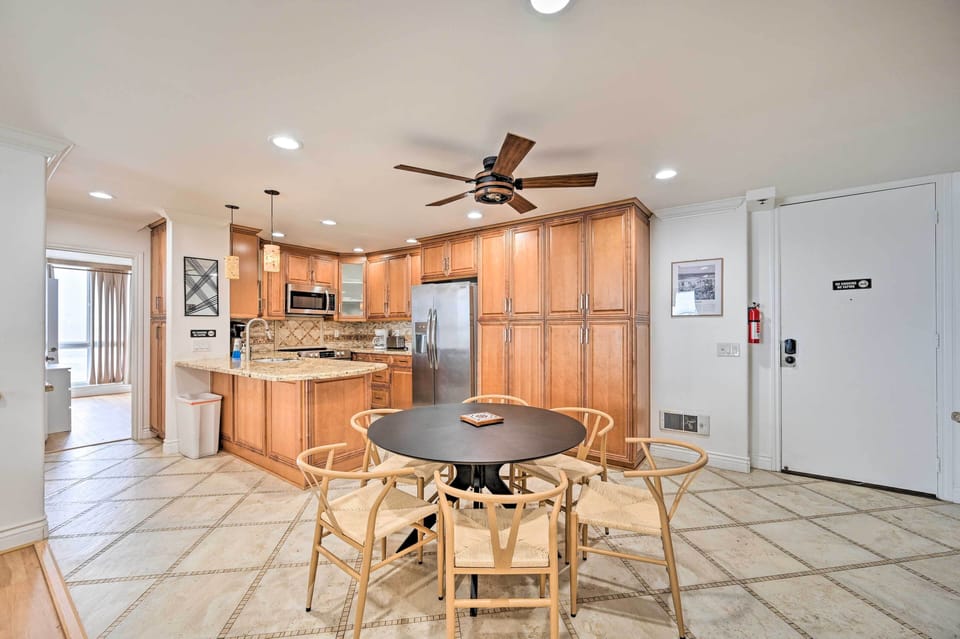 Dining Area | Dishware & Flatware Provided
