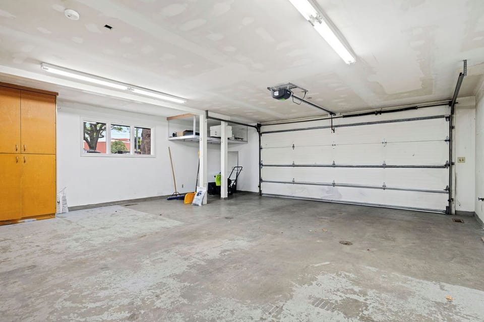 Garage available for use. Can fit 2 vehicles
