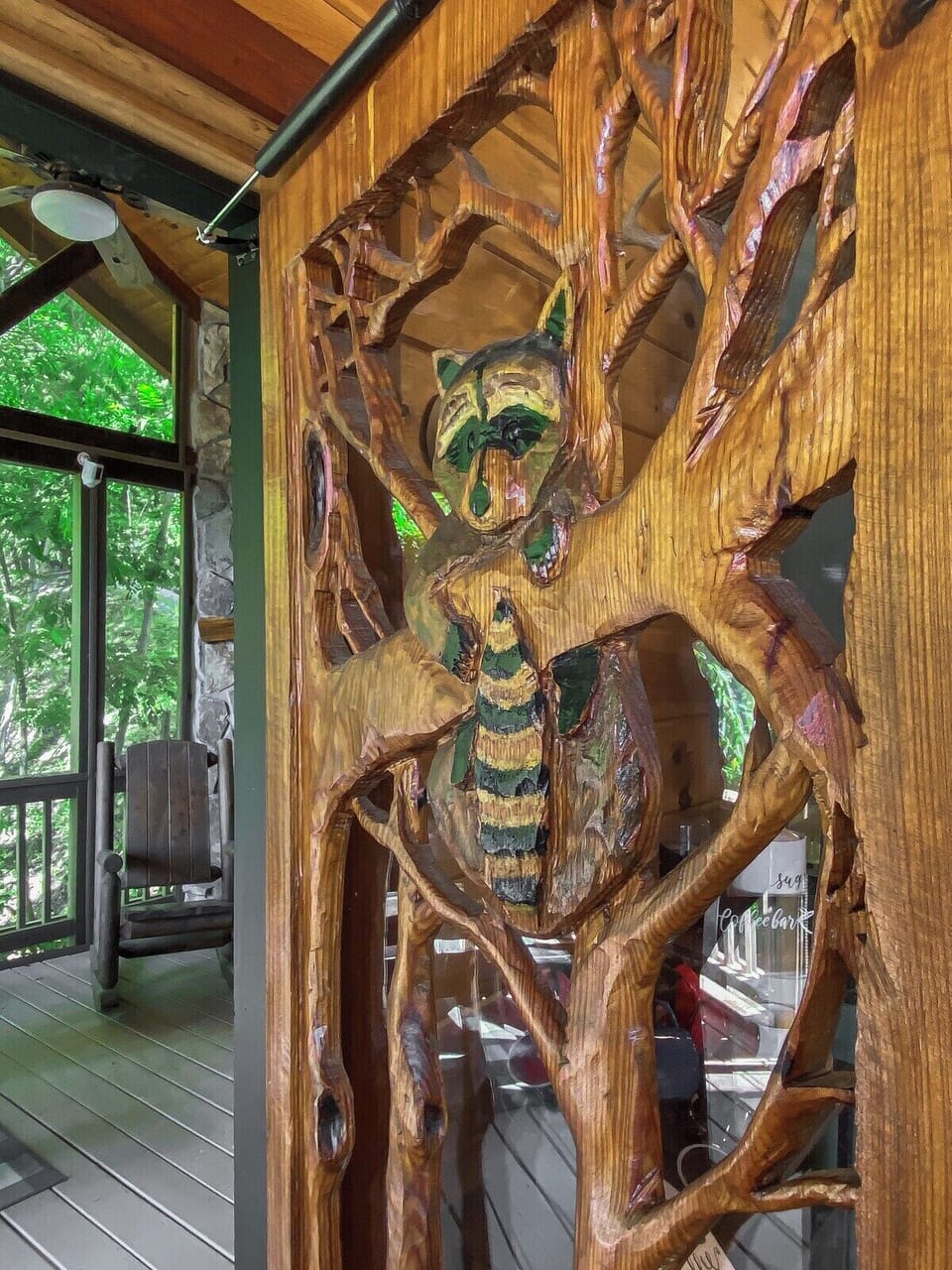 “The views are stunning, the cabin is beautiful, and the amenities are superb.” - Matt, '23