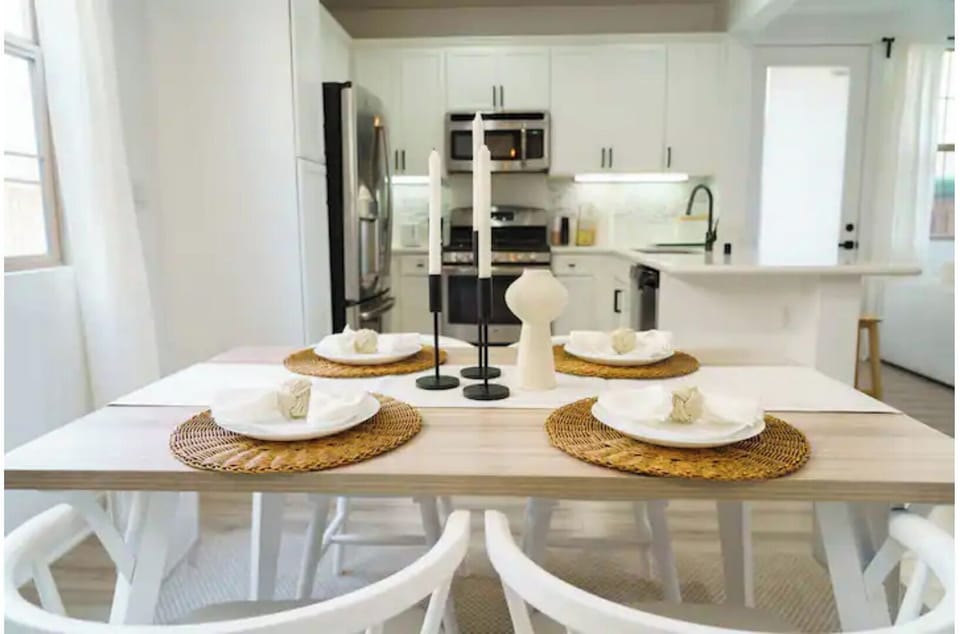 Dinning Room Table