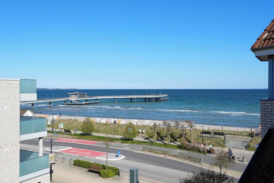 Beach/ocean view