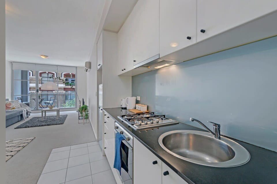 An equipped kitchen.