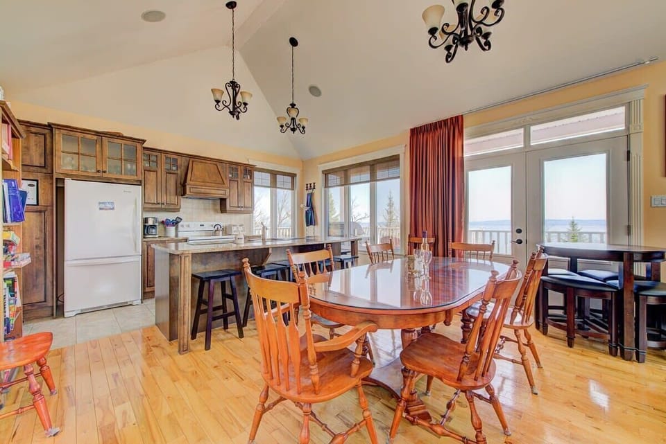 Salle à manger pour vos repas en famille!