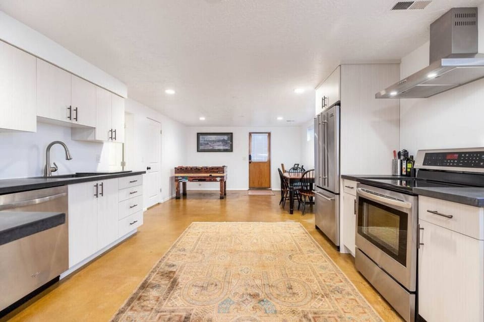 Kitchen area