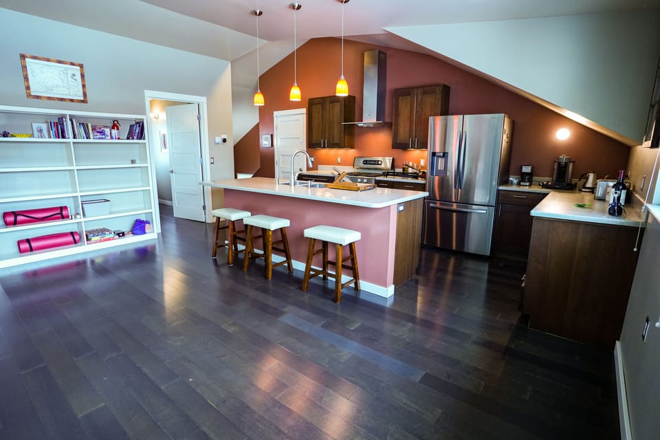 Kitchen and Eating Area