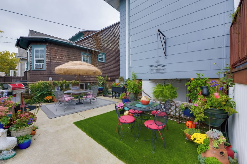 Private Patio | Self Check-In
