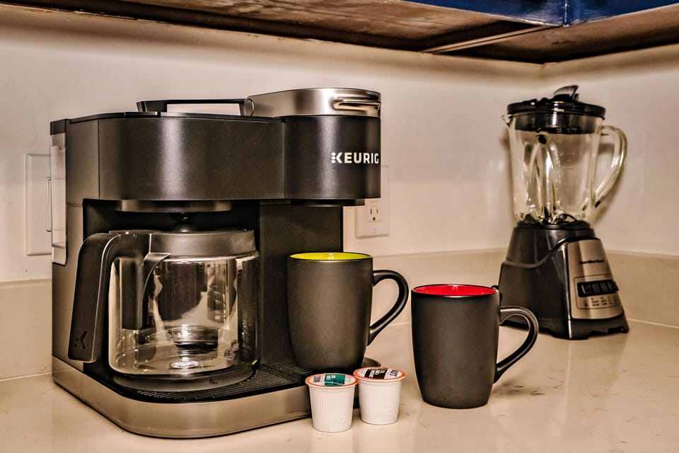 Keurig K-Duo Coffee Maker, Single Serve and 12-Cup Carafe Drip Coffee Brewer